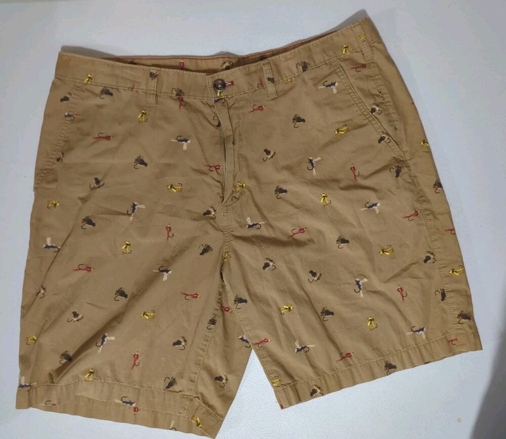 Eddie Bauer Chino Shorts Mens Size 36 Tan Fly Fishing Lures All Over 8” Inseam
